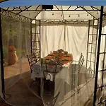 La Luna Nel Pozzo Alojamento de Acomodação e Pequeno-almoço Todi