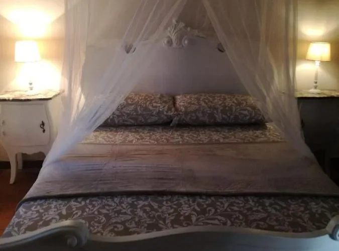 La Luna Nel Pozzo Todi